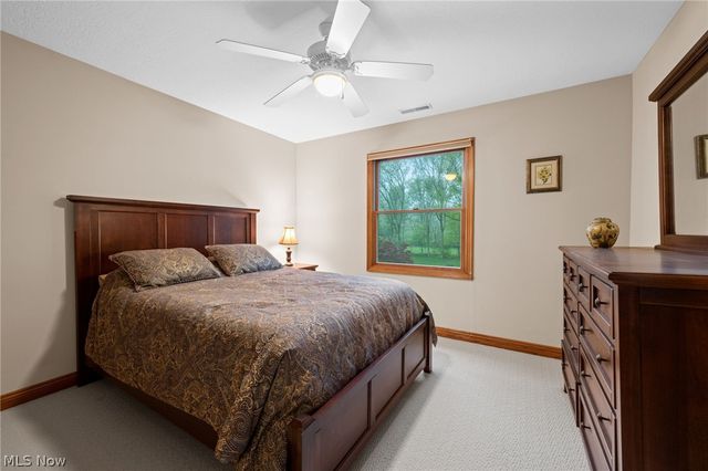 5180 Cheyney Lane, Brunswick Hills, OH 44212
