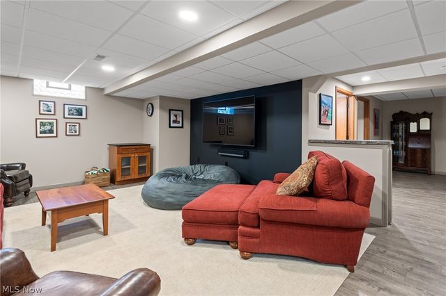 5180 Cheyney Lane, Brunswick Hills, OH 44212