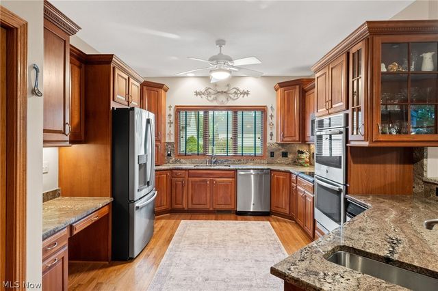 5180 Cheyney Lane, Brunswick Hills, OH 44212