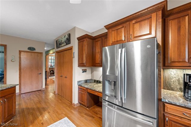 5180 Cheyney Lane, Brunswick Hills, OH 44212