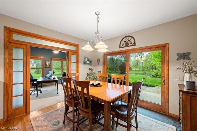 5180 Cheyney Lane, Brunswick Hills, OH 44212