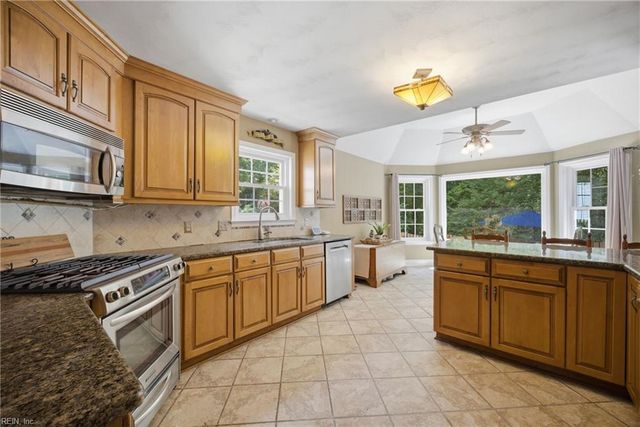 2309 Upper Greens PL, Virginia Beach, VA 23456