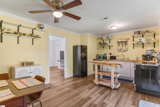 121 Cashmere Drive, Greenville, SC 29605