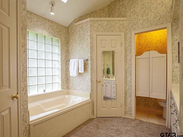 307 Bosque St, Chandler, TX 75758