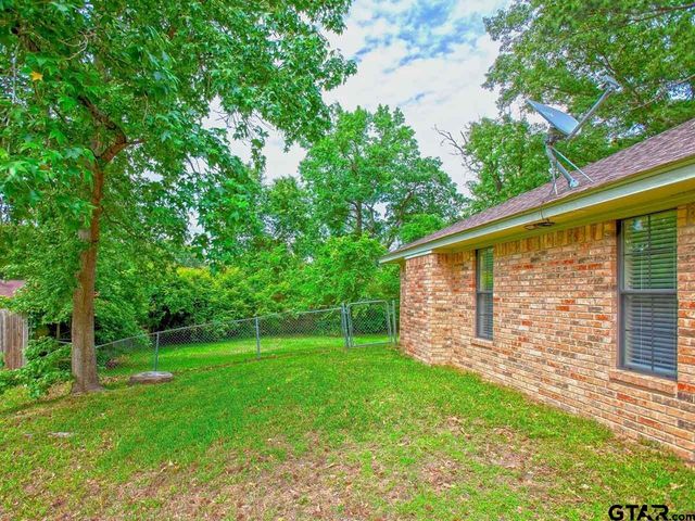 307 Bosque St, Chandler, TX 75758