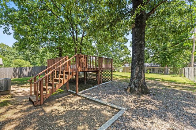 22 Johnny Lane, Sherwood, AR 72120