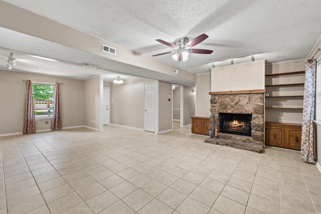 22 Johnny Lane, Sherwood, AR 72120