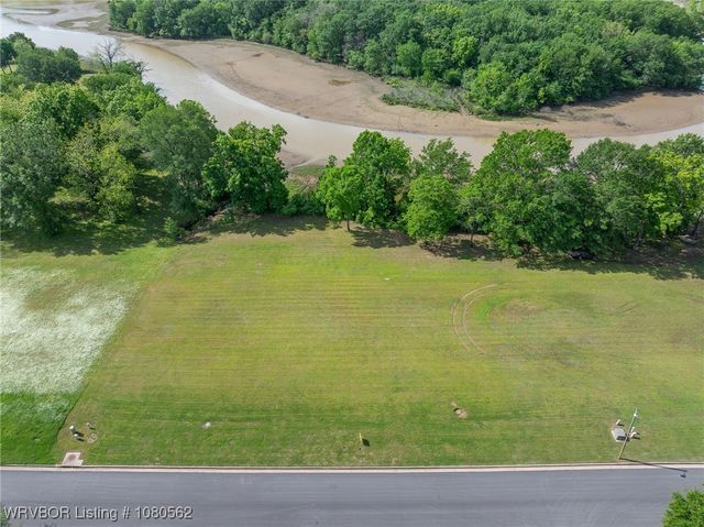 10000 Turtle Bay Drive, Fort Smith, AR 72903