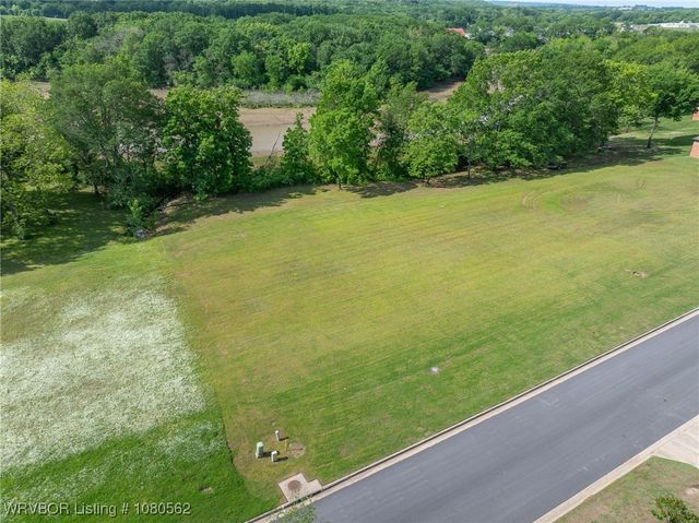 10000 Turtle Bay Drive, Fort Smith, AR 72903