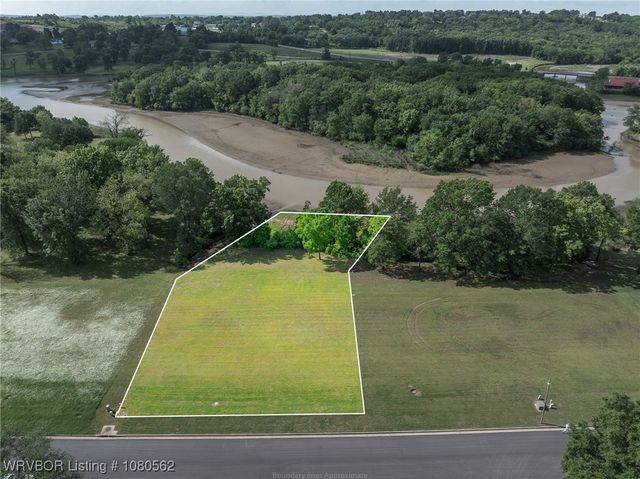 10000 Turtle Bay Drive, Fort Smith, AR 72903