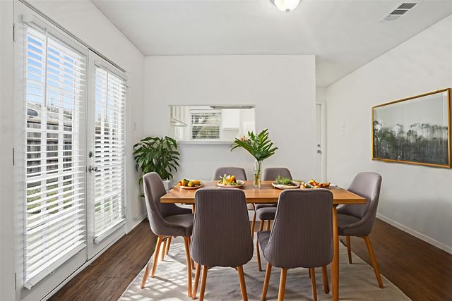 830 Greenridge Drive, Arlington, TX 76017