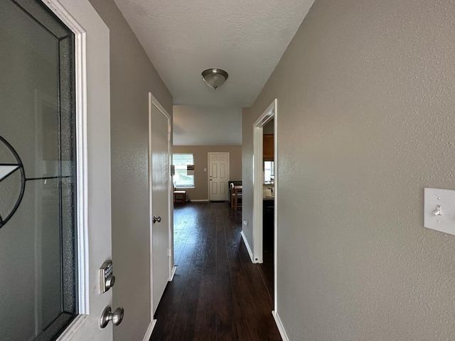10921 Pecan Drive, La Porte, TX 77571