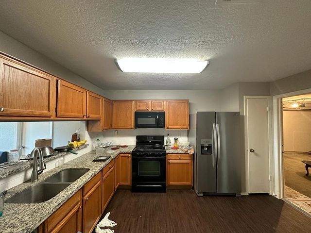 10921 Pecan Drive, La Porte, TX 77571