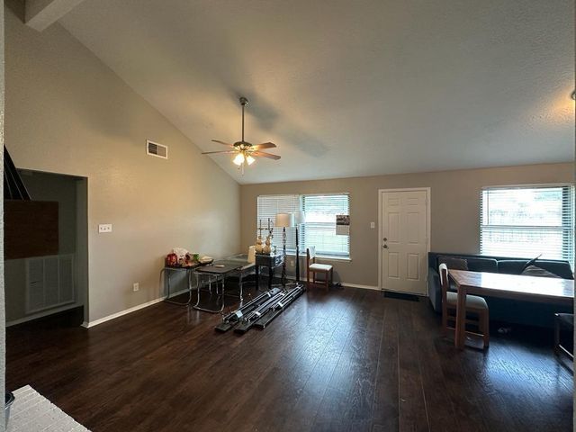 10921 Pecan Drive, La Porte, TX 77571
