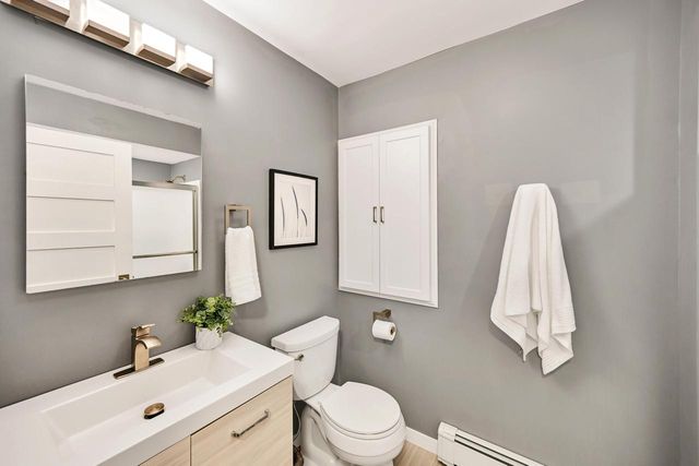 11938 N Ridgeway AVENUE, Mequon, WI 53097
