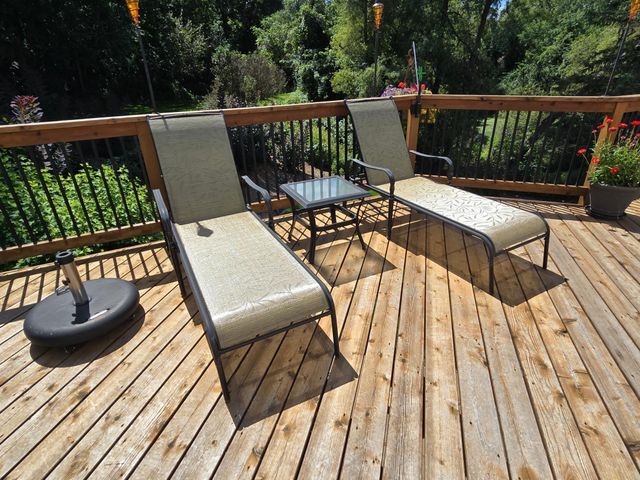 2290 Hillwood Drive E, Maplewood, MN 55119