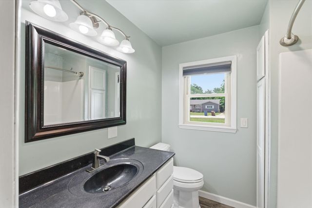 202 W Virginia Rd, Andover, KS 67002
