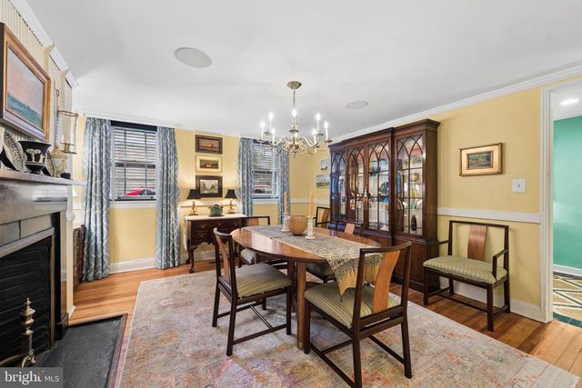 12 W HAMILTON ST, Baltimore, MD 21201