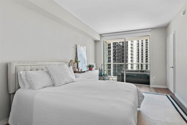 1100 S Miami Ave 2611, Miami, FL 33130