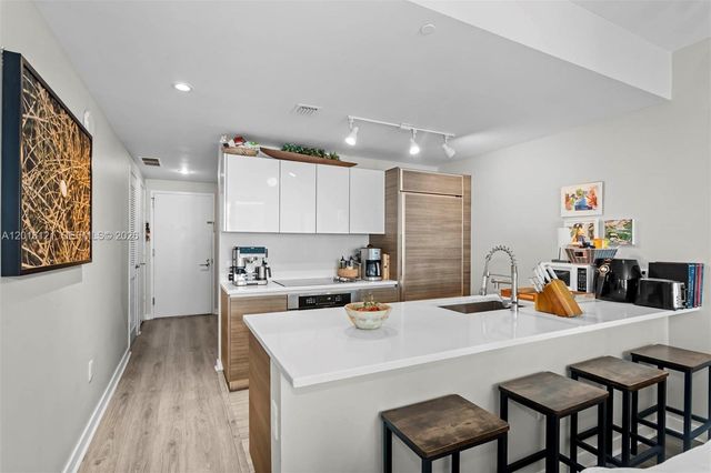 1100 S Miami Ave 2611, Miami, FL 33130