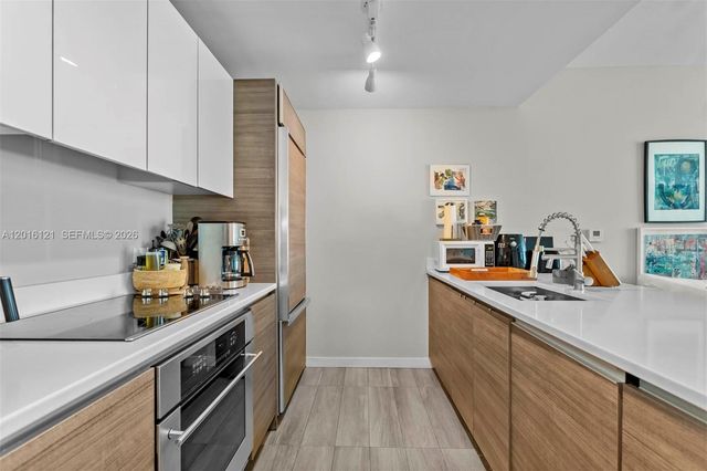 1100 S Miami Ave 2611, Miami, FL 33130