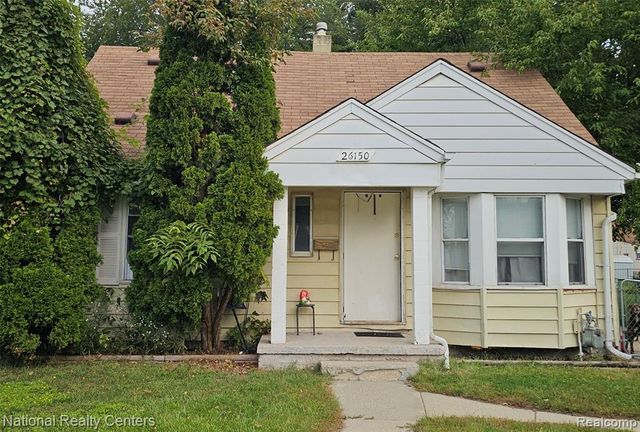 26150 Hanover Street, Dearborn Heights, MI 48125