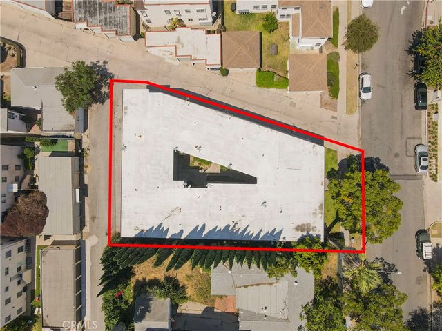 1117 S Spaulding, Los Angeles, CA 90019
