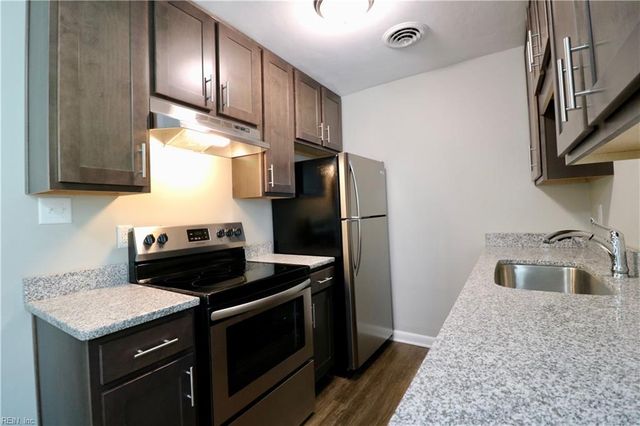 399 Terrace Ave Apt 101, Virginia Beach, VA 23451