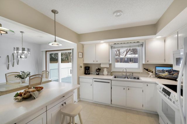 1339 16th Street W, Hastings, MN 55033