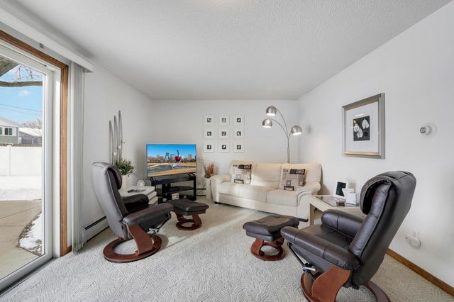 1339 16th Street W, Hastings, MN 55033