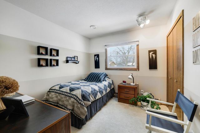 1339 16th Street W, Hastings, MN 55033