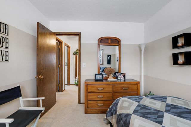 1339 16th Street W, Hastings, MN 55033