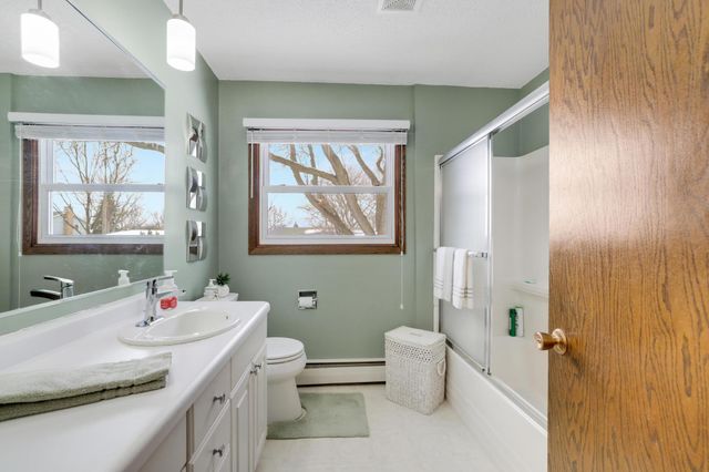 1339 16th Street W, Hastings, MN 55033