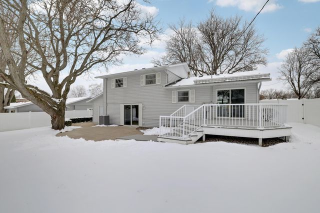 1339 16th Street W, Hastings, MN 55033