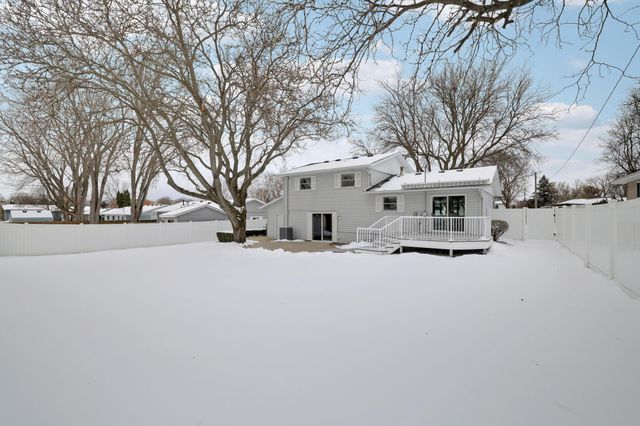 1339 16th Street W, Hastings, MN 55033
