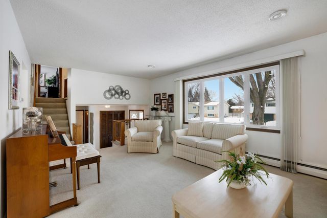 1339 16th Street W, Hastings, MN 55033