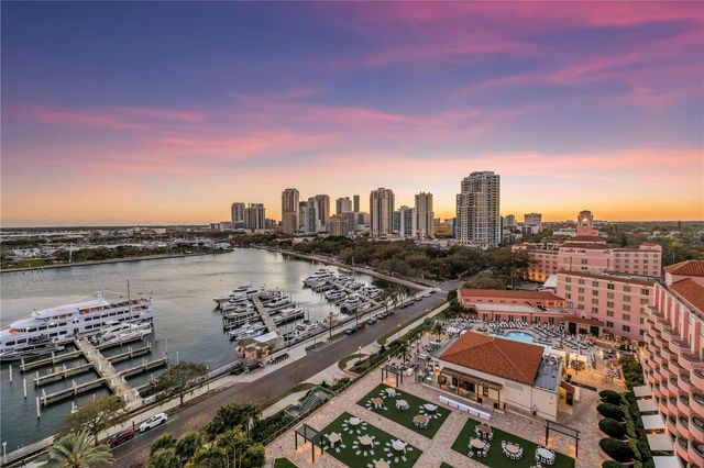 555 5TH AVENUE NE PH1, St Petersburg, FL 33701