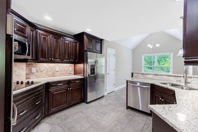 2865 Highway 149, Palmyra, TN 37142