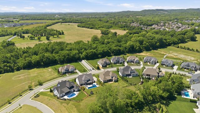 5508 Hardeman Springs Blvd, Arrington, TN 37014