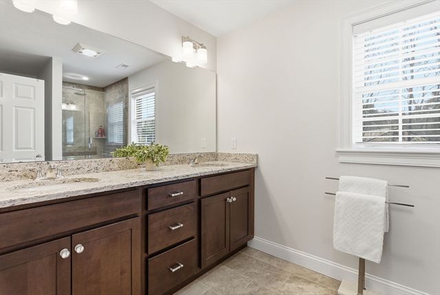 9 Wilson Rd 11A, Berlin, MA 01503