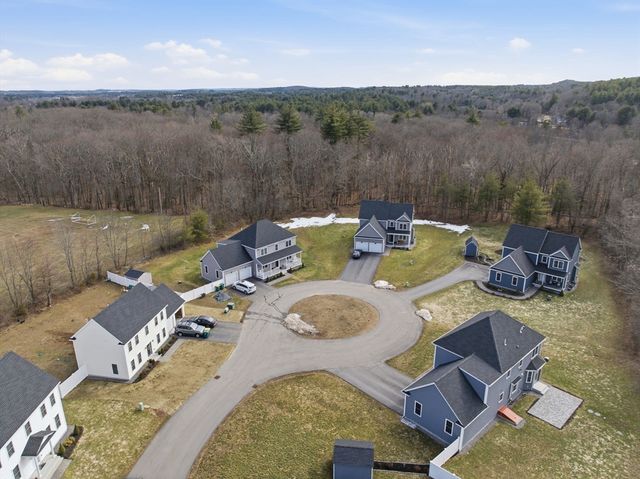 9 Wilson Rd 11A, Berlin, MA 01503