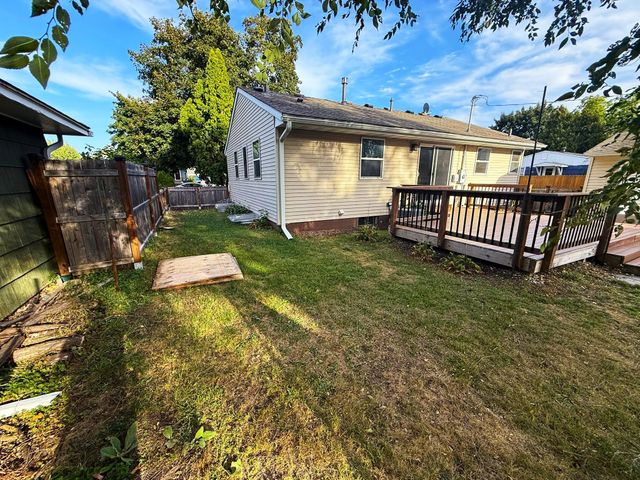 5060 Clearview Street NE, Fridley, MN 55421
