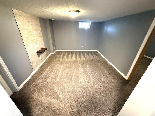 5060 Clearview Street NE, Fridley, MN 55421