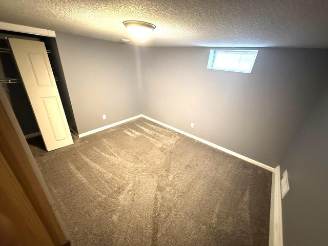 5060 Clearview Street NE, Fridley, MN 55421