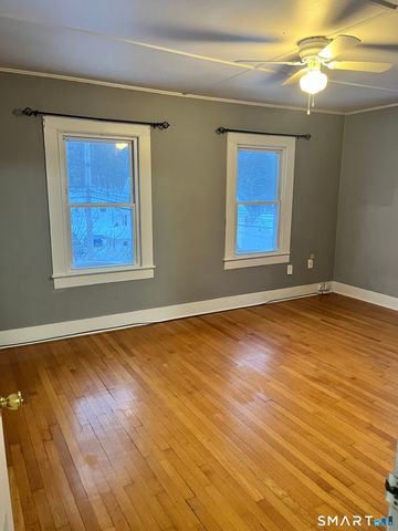 35 Woodruff Street, Southington, CT 06489