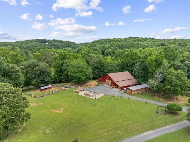 922 River Bend Road SW, Plainville, GA 30733