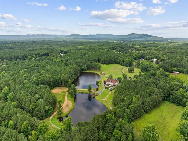 922 River Bend Road SW, Plainville, GA 30733