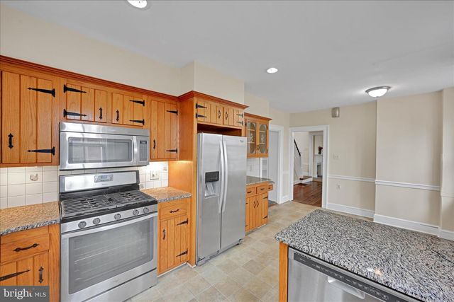 240 LAUREL ST, Lancaster, PA 17603