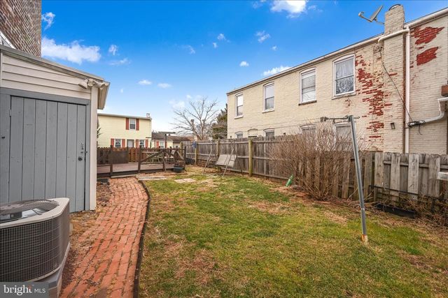 240 LAUREL ST, Lancaster, PA 17603