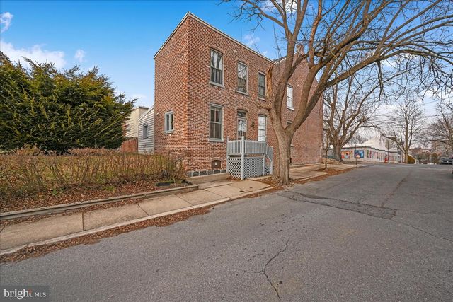 240 LAUREL ST, Lancaster, PA 17603